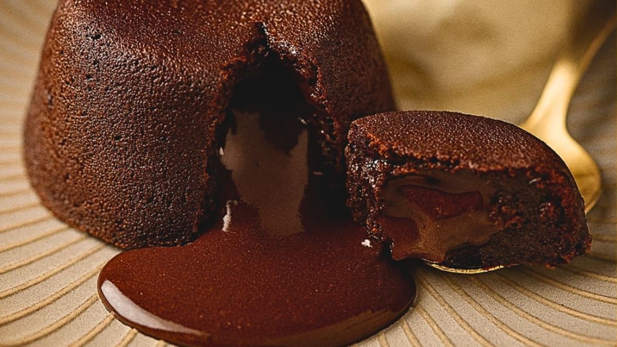 Imagem ilustrativa da receita PETIT GATEAU DE CHOCOLATE