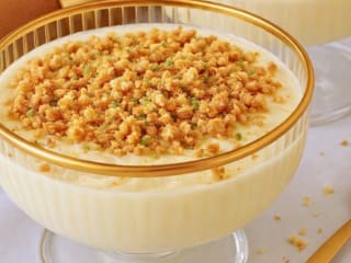 Imagem ilustrativa da receita CREME DE LIMÃO COM FAROFA CROCANTE