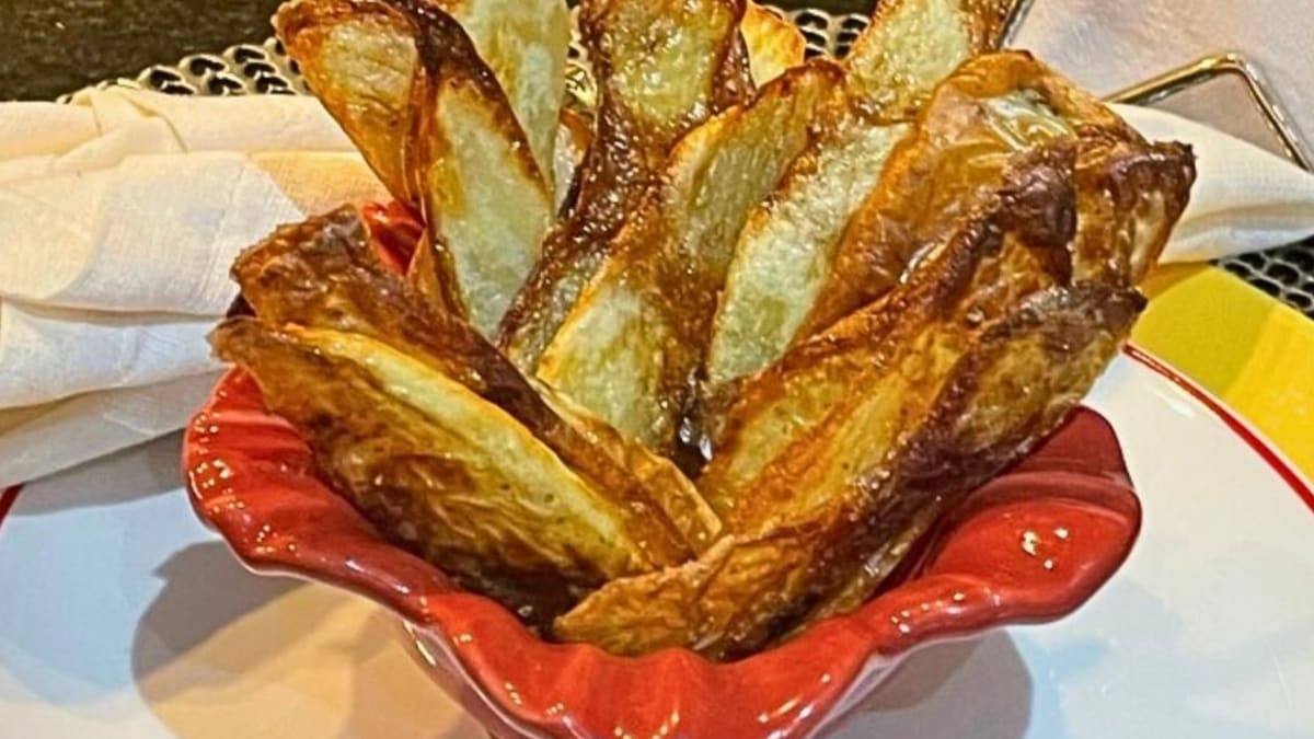 Imagem ilustrativa da receita POTATO SKIN (CASCA DE BATATA ASSADA)