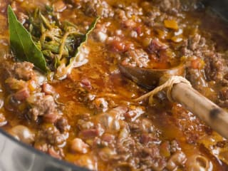 Imagem ilustrativa da receita RAGU DE LINGUIÇA