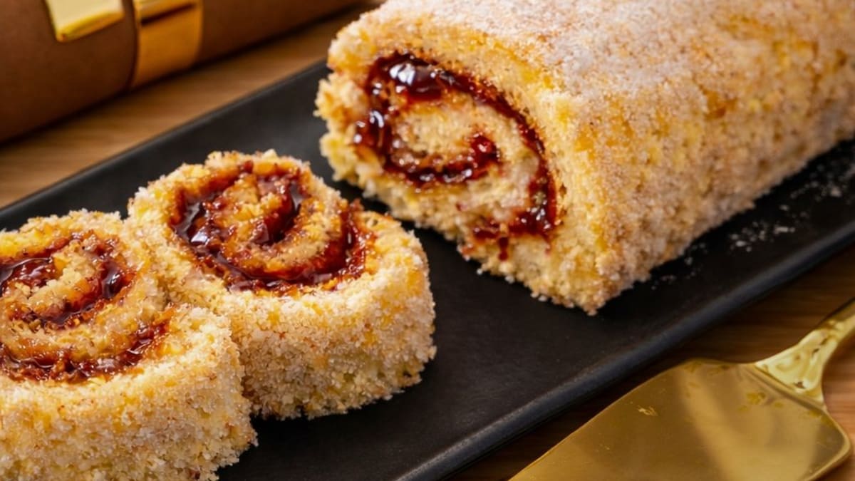 Imagem ilustrativa da receita ROCAMBOLE DE GOIABADA COM MASSA DE PÃO DE LÓ