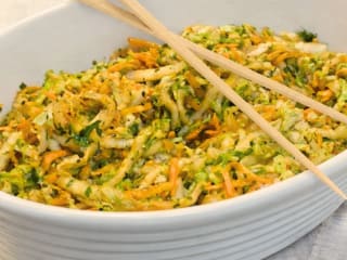 Imagem ilustrativa da receita SALADA DE ACELGA ORIENTAL