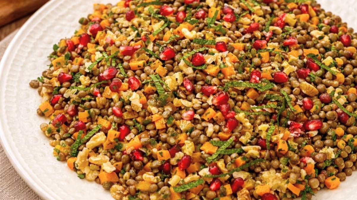 Imagem ilustrativa da receita SALADA DE LENTILHA COM NOZES