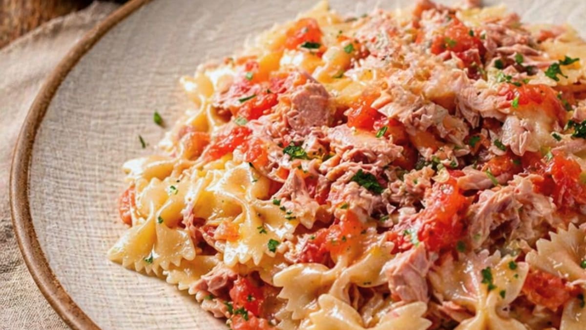 Imagem ilustrativa da receita SALADA DE MACARRÃO COM ATUM