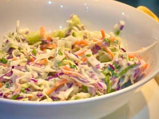 Imagem ilustrativa da receita SALADA DE REPOLHO AMERICANA (COLESLAW)