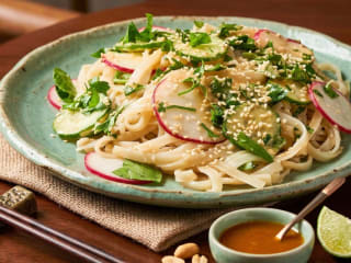 Imagem ilustrativa da receita SALADA TAILANDESA DE MACARRÃO