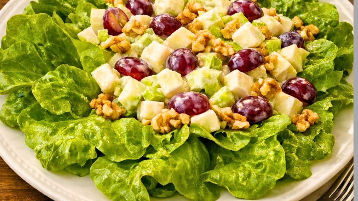 Imagem ilustrativa da receita SALADA WALDORF CLÁSSICA