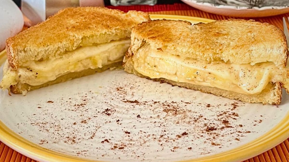 Imagem ilustrativa da receita SANDUÍCHE DE BANANA E QUEIJO NA AIRFRYER