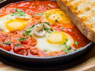 Imagem ilustrativa da receita SHAKSHUKA - Ovos no Purgatório