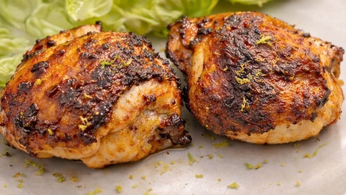Imagem ilustrativa da receita SOBRECOXA DE FRANGO NA MARINADA DE IOGURTE