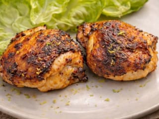 Imagem ilustrativa da receita SOBRECOXA DE FRANGO NA MARINADA DE IOGURTE