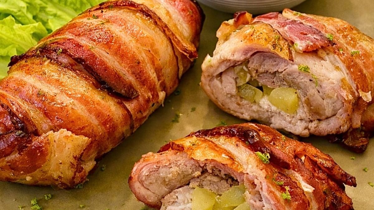 Imagem ilustrativa da receita SOBRECOXA RECHEADA COM MAÇÃ E BACON NA AIRFRYER
