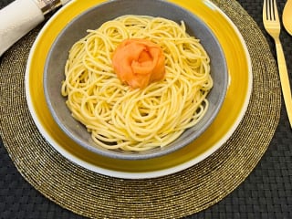 Imagem ilustrativa da receita SPAGHETTI AO LIMÃO SICILIANO COM SALMÃO DEFUMADO