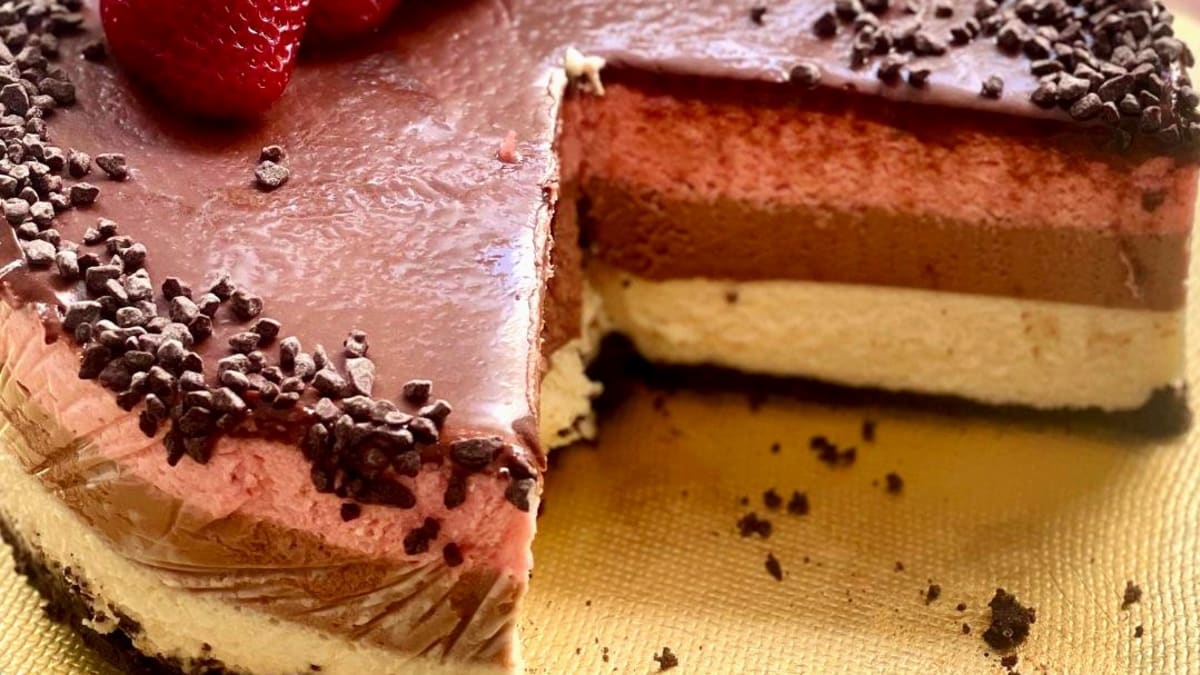 Imagem ilustrativa da receita TORTA MOUSSE NAPOLITANA