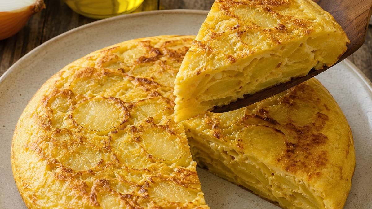 Imagem ilustrativa da receita TORTILHA ESPANHOLA DE BATATA E CEBOLA